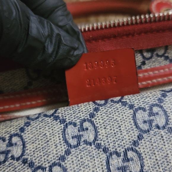 🎁SOLD🎁 Gucci Heart Tattoo GG boston - Picture 9 of 12